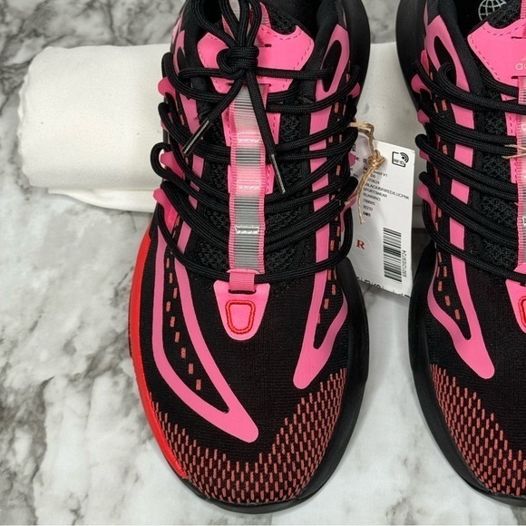 NWT Adidas AlphaBoost V1 *UNIQUE SAMPLE* Women's Shoes - Sz 7 - Picture 3 of 11